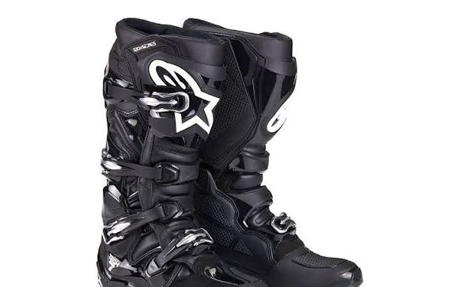 Off-Road Gear Guide: What Actually Protects You