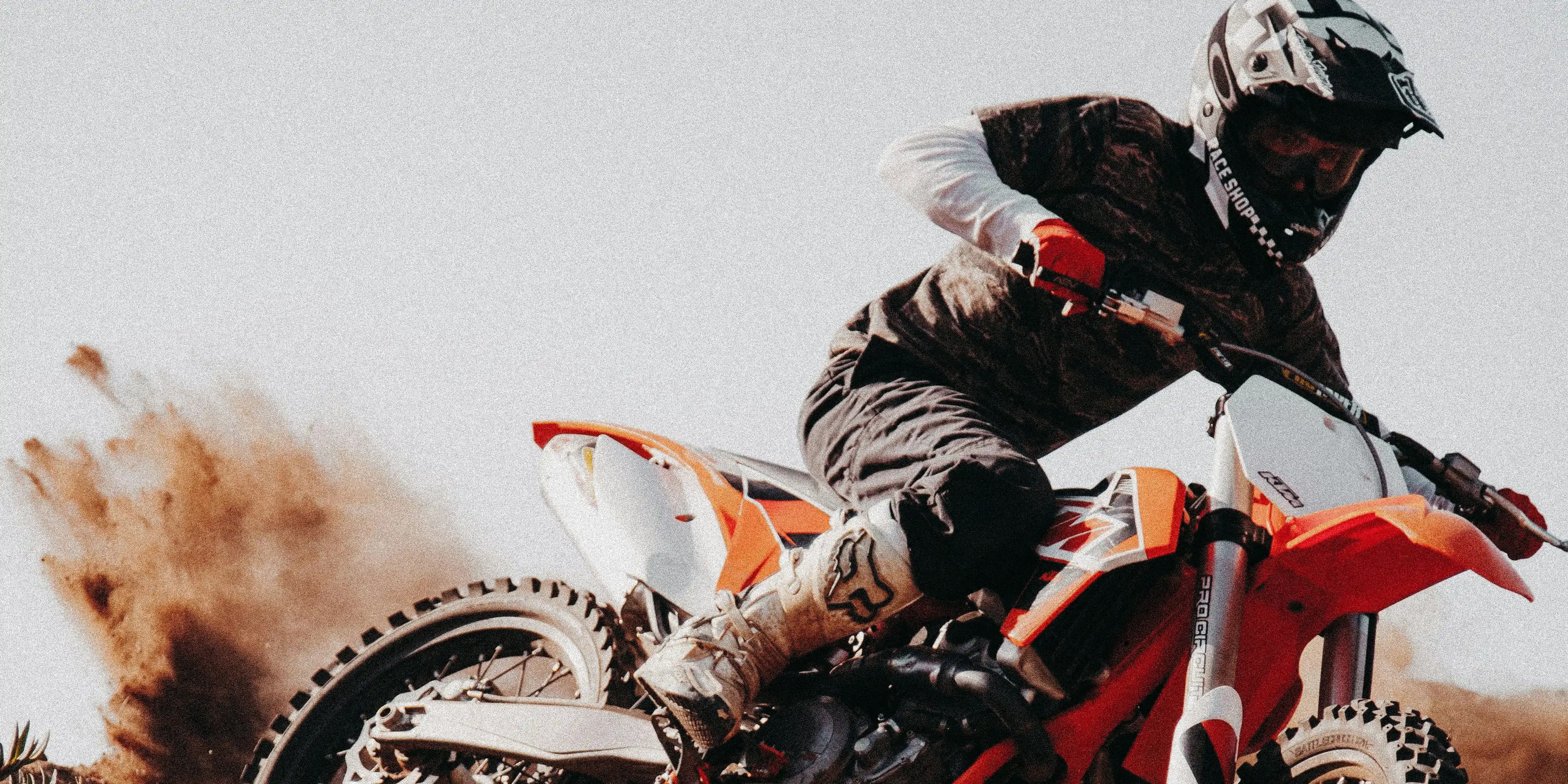 Gear & Accessories — Umbra Electric